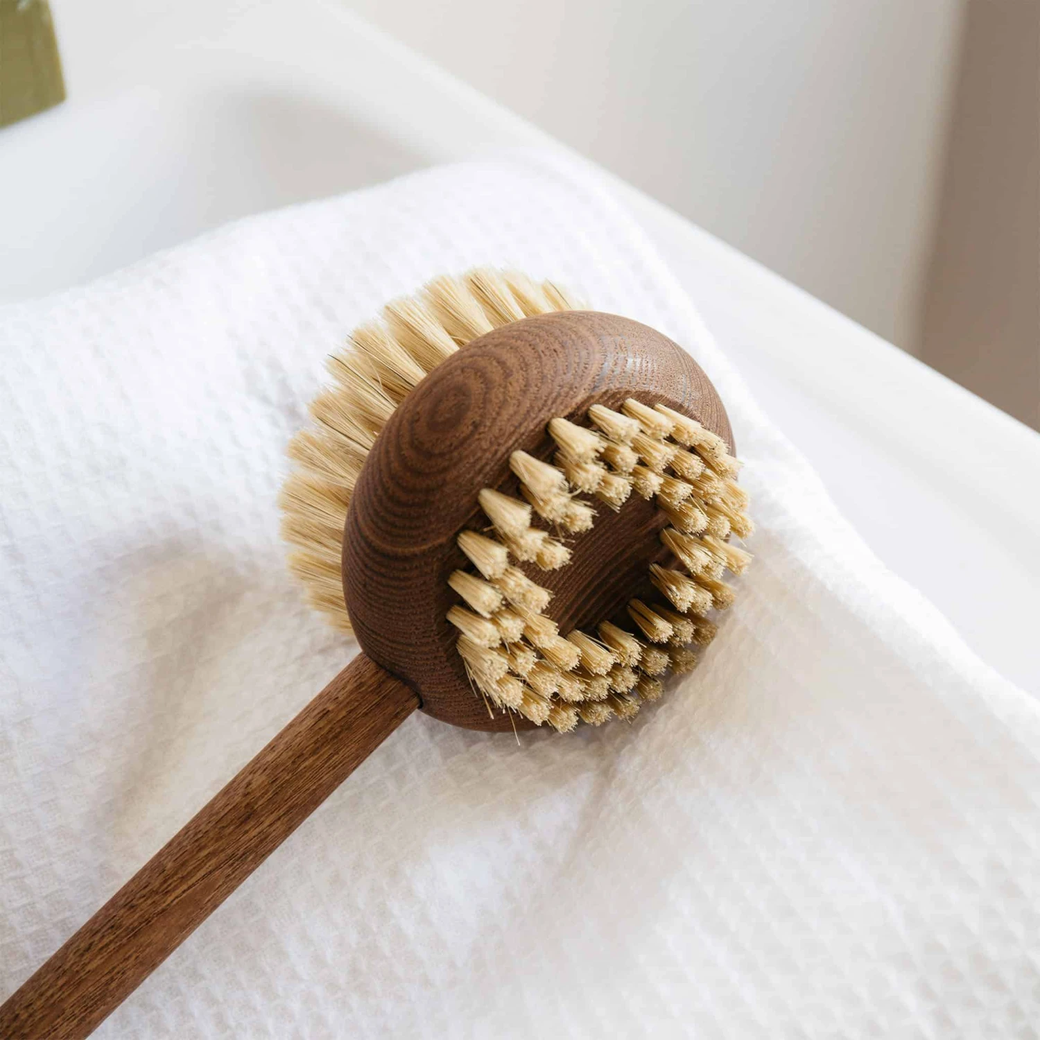 Andree Jardin Long Handled Back Brush - Ash Wood & Hog Bristle 6 Andree Jardin Long Handled Back Brush - Ash Wood & Hog Bristle