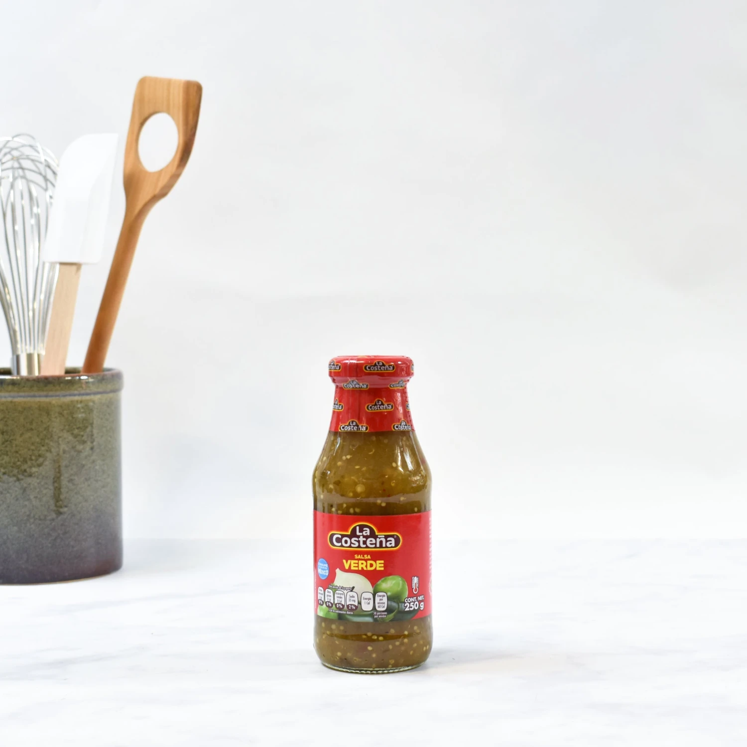 La Costena Green Mexican Salsa 250g 4 La Costena Green Mexican Salsa 250g