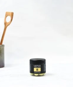 Lakrids Liquorice B - Passion Fruit & Chocolate 125g Ingredients