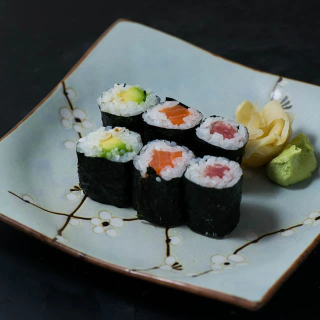 Kiji Stoneware & Ceramics Sakura Blossom Square Plate 5 Kiji Stoneware & Ceramics Sakura Blossom Square Plate